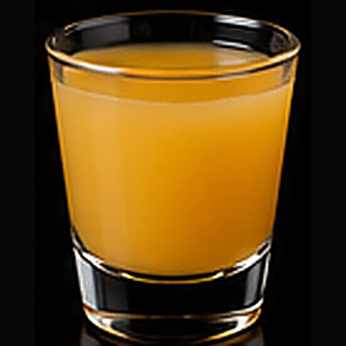 Fuzzy Navel Shot classic shot on a dark bar background